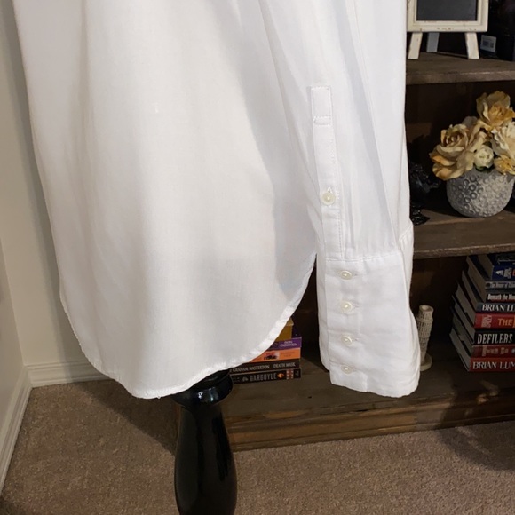 Treasure and Bond Cold Shoulder Top - Picture 5 of 9